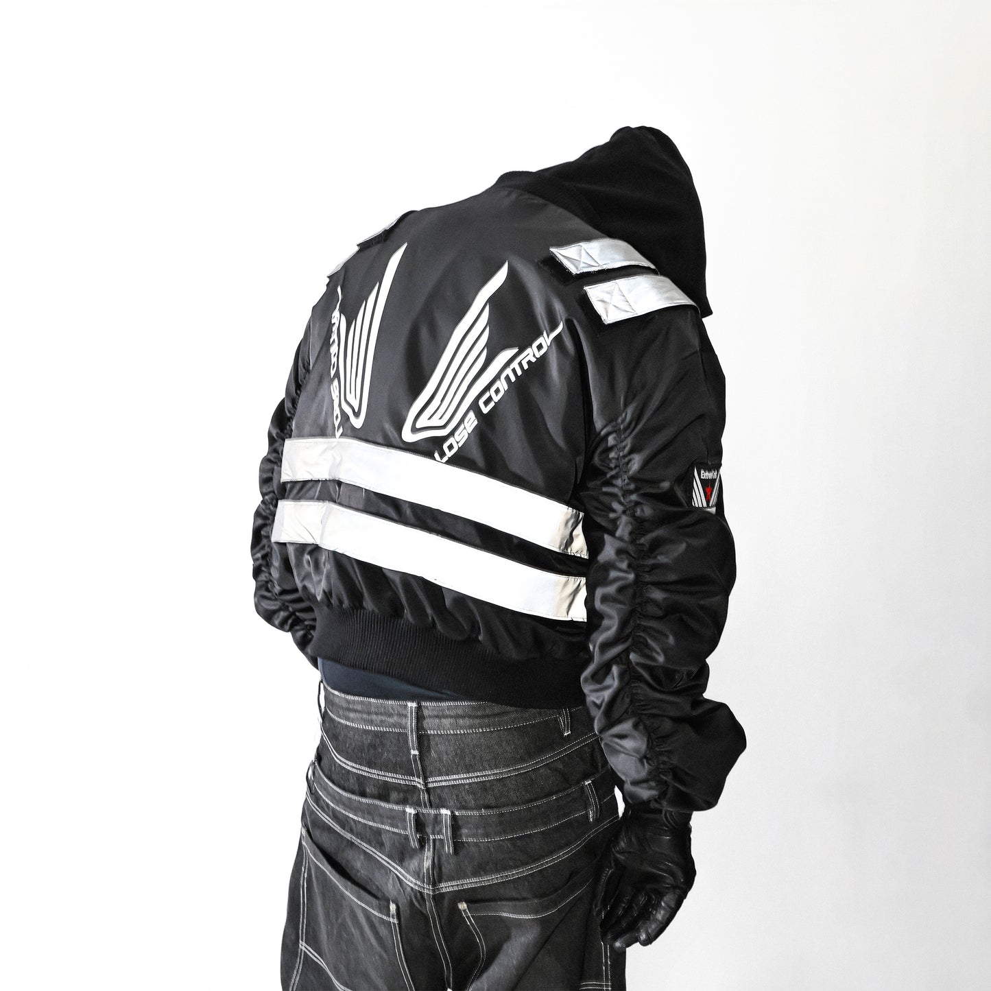 Replaceable-reflective-strip bomber jacket