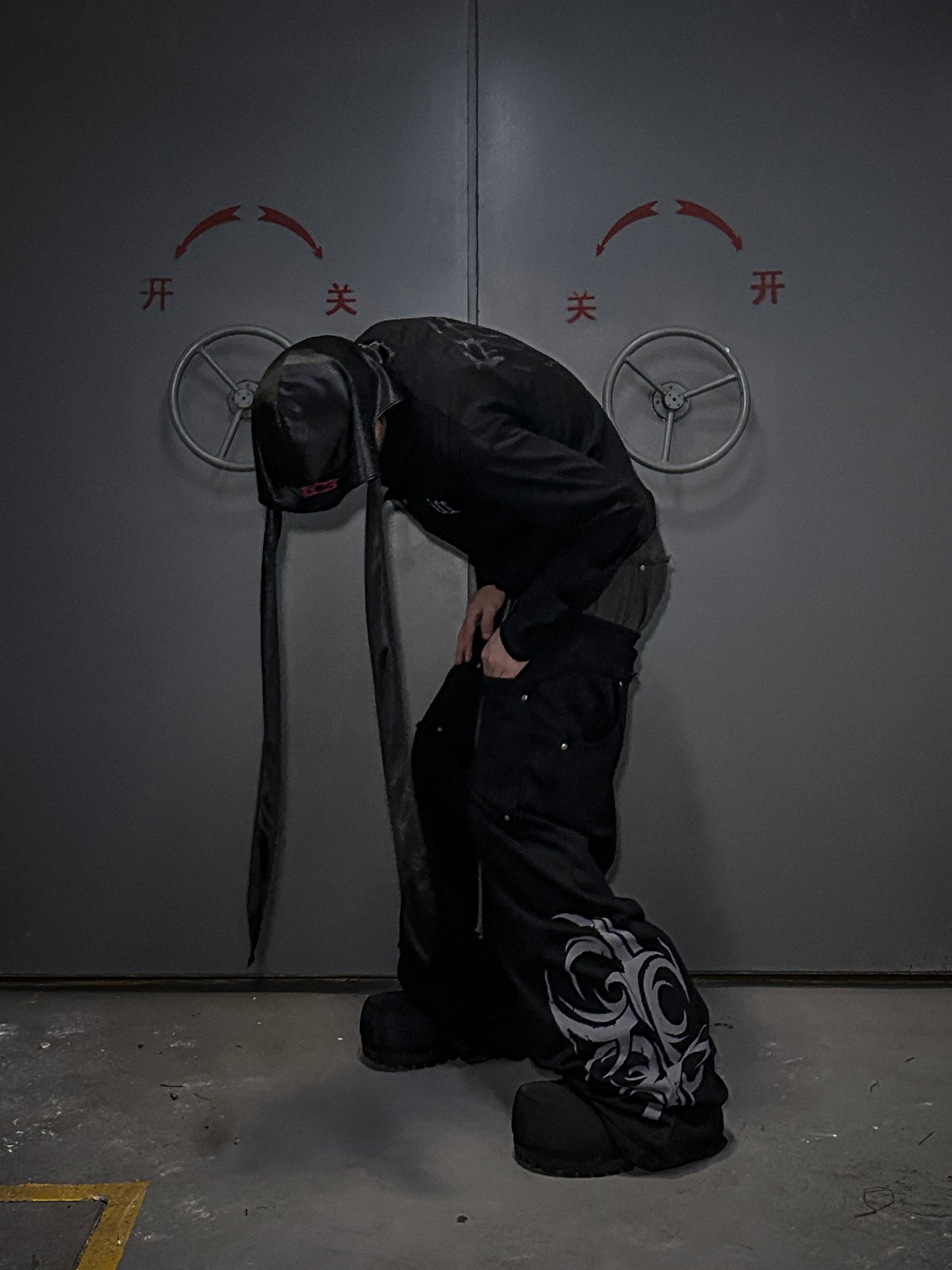 Totem printed baggy sweatpants